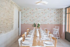 Dining - Vrbo Property (Langrune-sur-Mer)