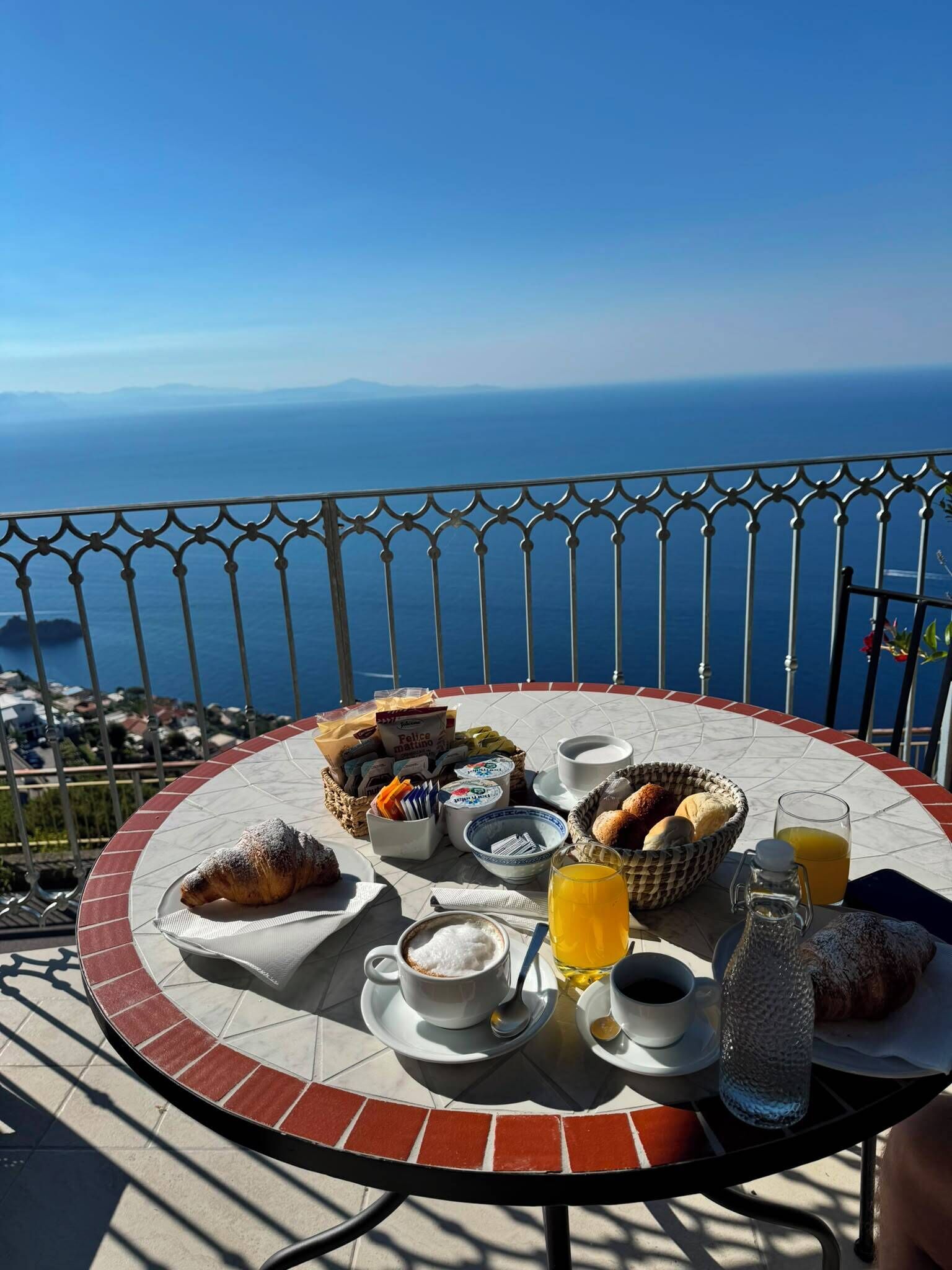 Camera tripla, vista mare (Leo) | Colazione | Colazione preparata su ordinazione inclusa, servita tutte le mattine 