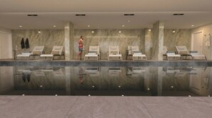Deluxe Studio, 1 King Bed, City View | Spa - CitiHome Penthouses (Gibraltar)
