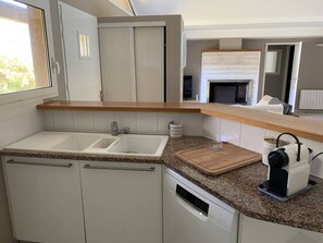 Fridge, microwave, oven, stovetop - Villa with pool, pets allowed - 6 guests (Moliets-et-Maa)