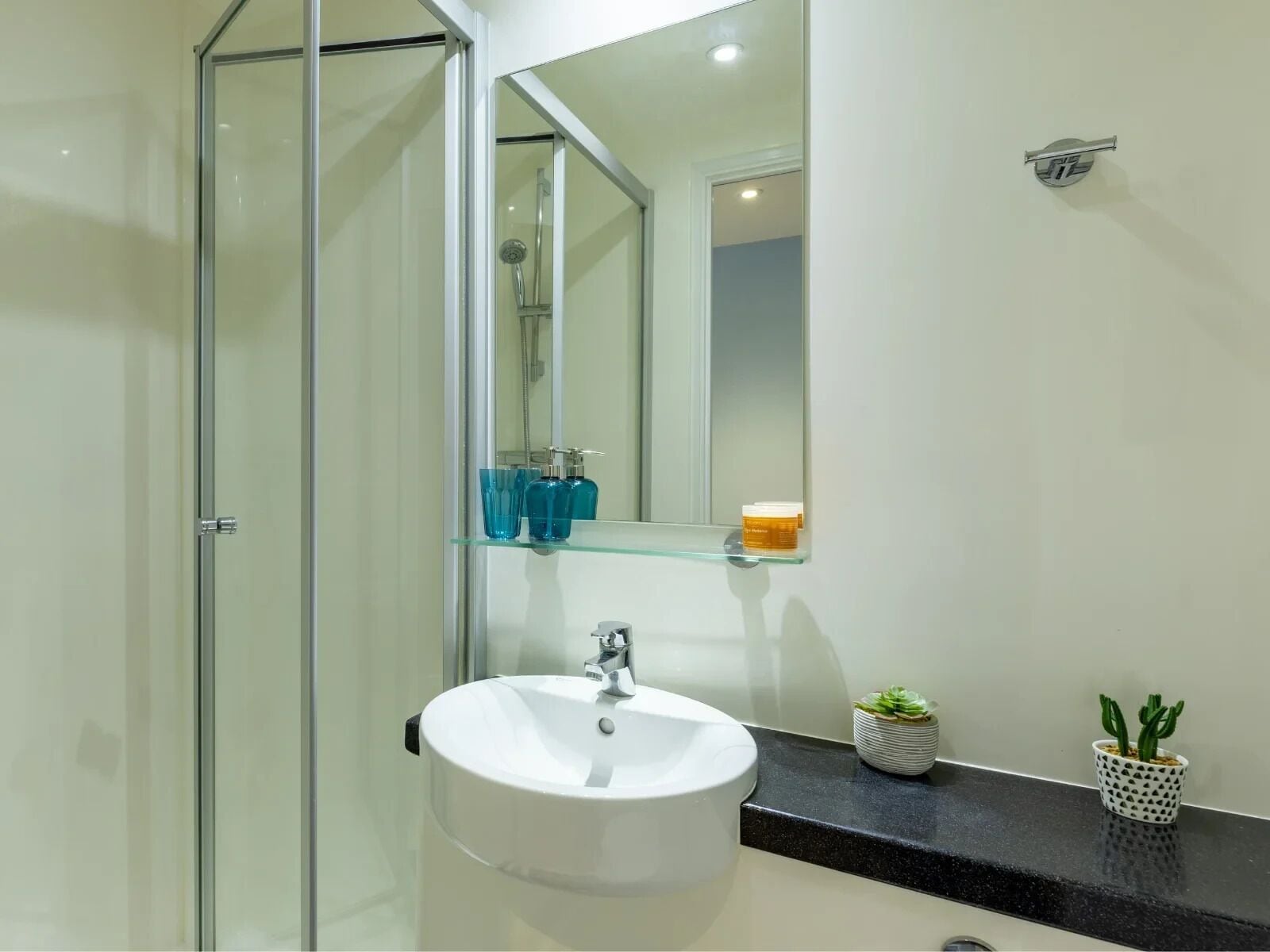 Studio, Non Smoking | Bathroom