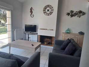TV - Villa with private pool - 10 guests (Moliets-et-Maa)
