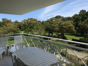 Outdoor dining - Apartment with balcony - 4/6 guests (Moliets-et-Maa)