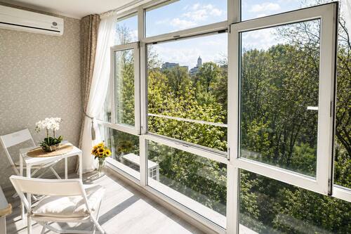 Panoramic Studio, Park View | In-room dining