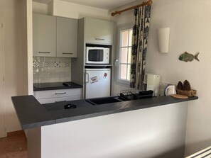 Fridge, microwave, stovetop, dishwasher - Duplex house in residence - 6 guests (Moliets-et-Maa)