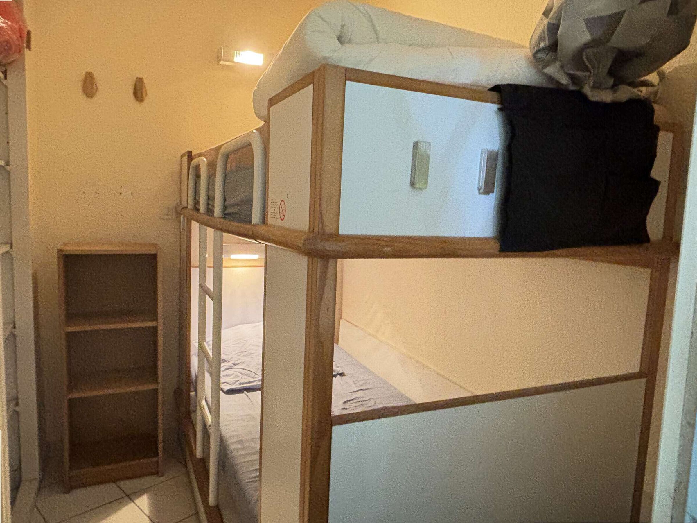 2 bedrooms