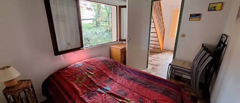 2 bedrooms