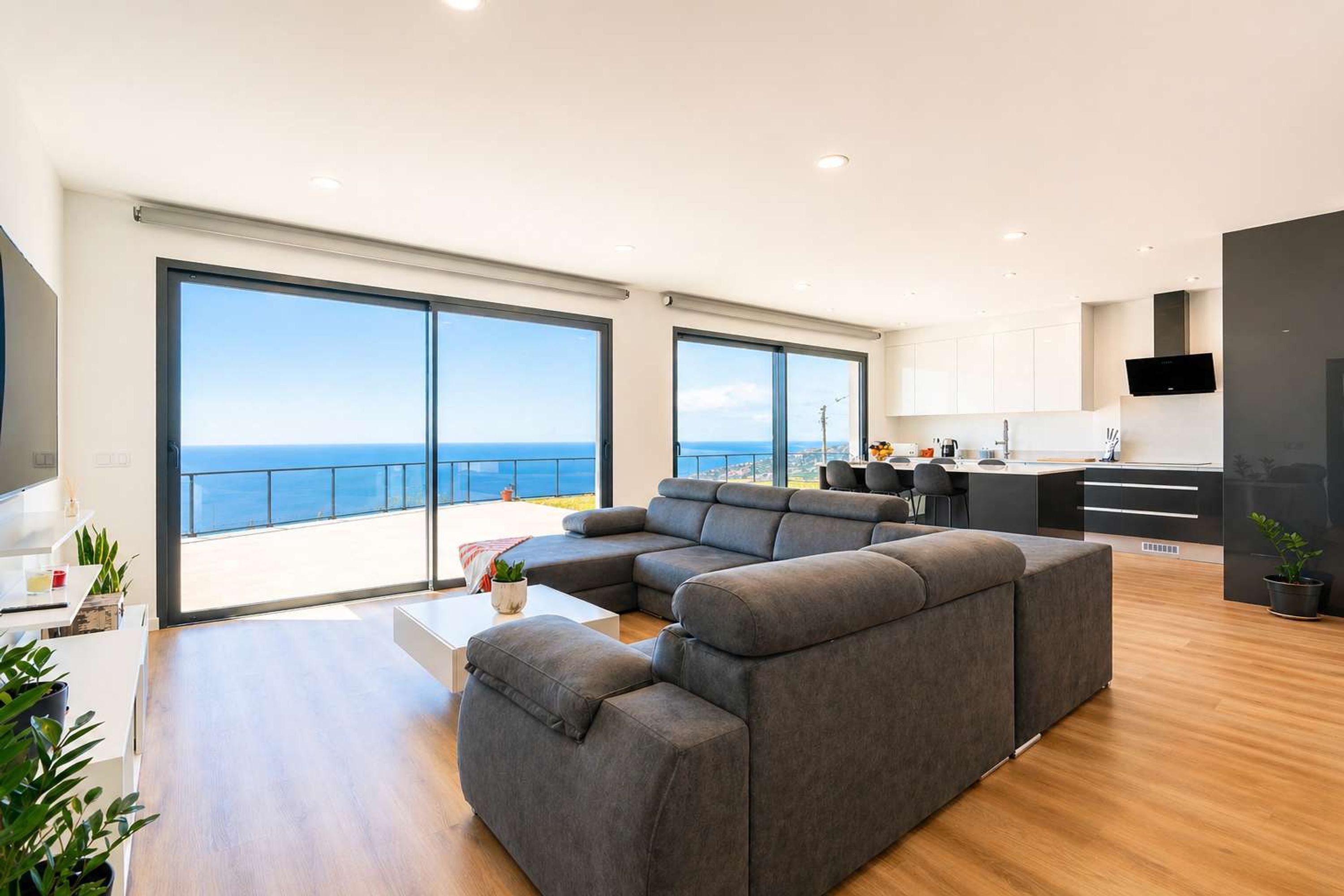 House | 3 bedrooms, high-speed internet