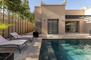 Outdoor pool - Villa Lilimoun, Ourika road, Marrakech (Rha)