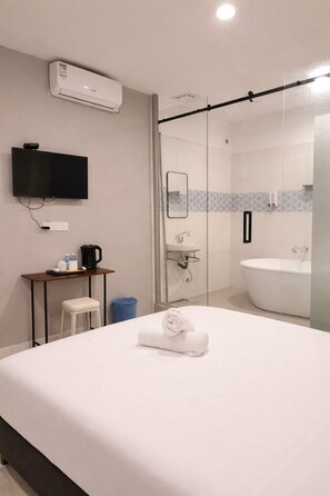 Luksus-dobbeltværelse - 1 kingsize-seng | Badeværelse