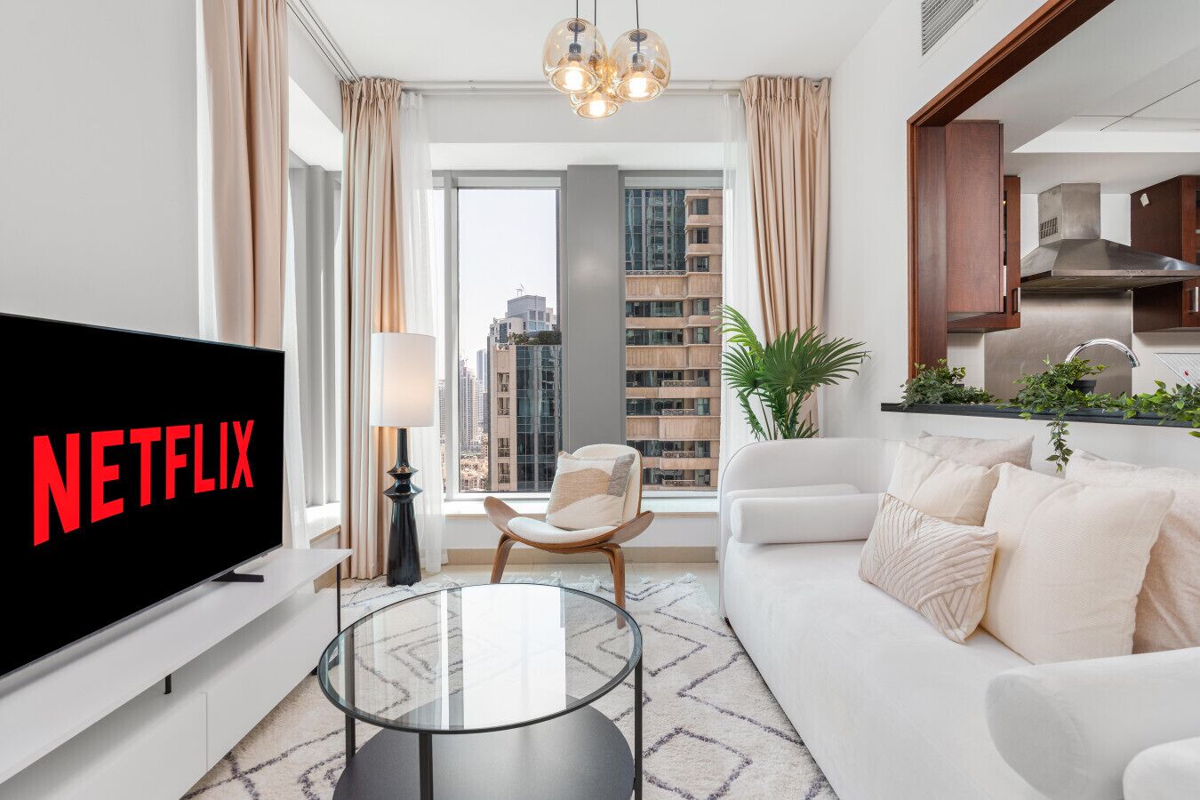 城市公寓, 2 间卧室, 湖景 | 客厅 | 55-英寸智能电视（配备数码频道）、Netflix、Hulu