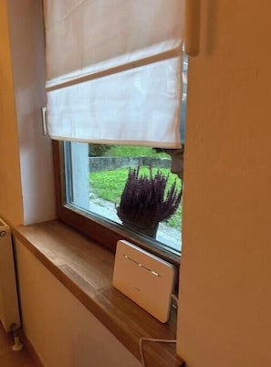Interior - Quiet 2-room apartment with garden in Innsbruck-Hötting - nature & city combined (Innsbruck)