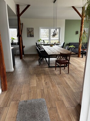 Dining - Apartment "Hof Wuushöh" with Shared Garden, Balcony, and Wi-Fi (Stolk)