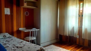 3 Schlafzimmer, Bügeleisen/Bügelbrett, Internetzugang, Bettwäsche