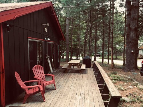 3-bedroom cabin in charming Indian Lake