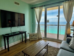 TV, DVD player - Master on Gulf & close to Everything & Free round of Golf & Activities Daily! (Panama City Beach)