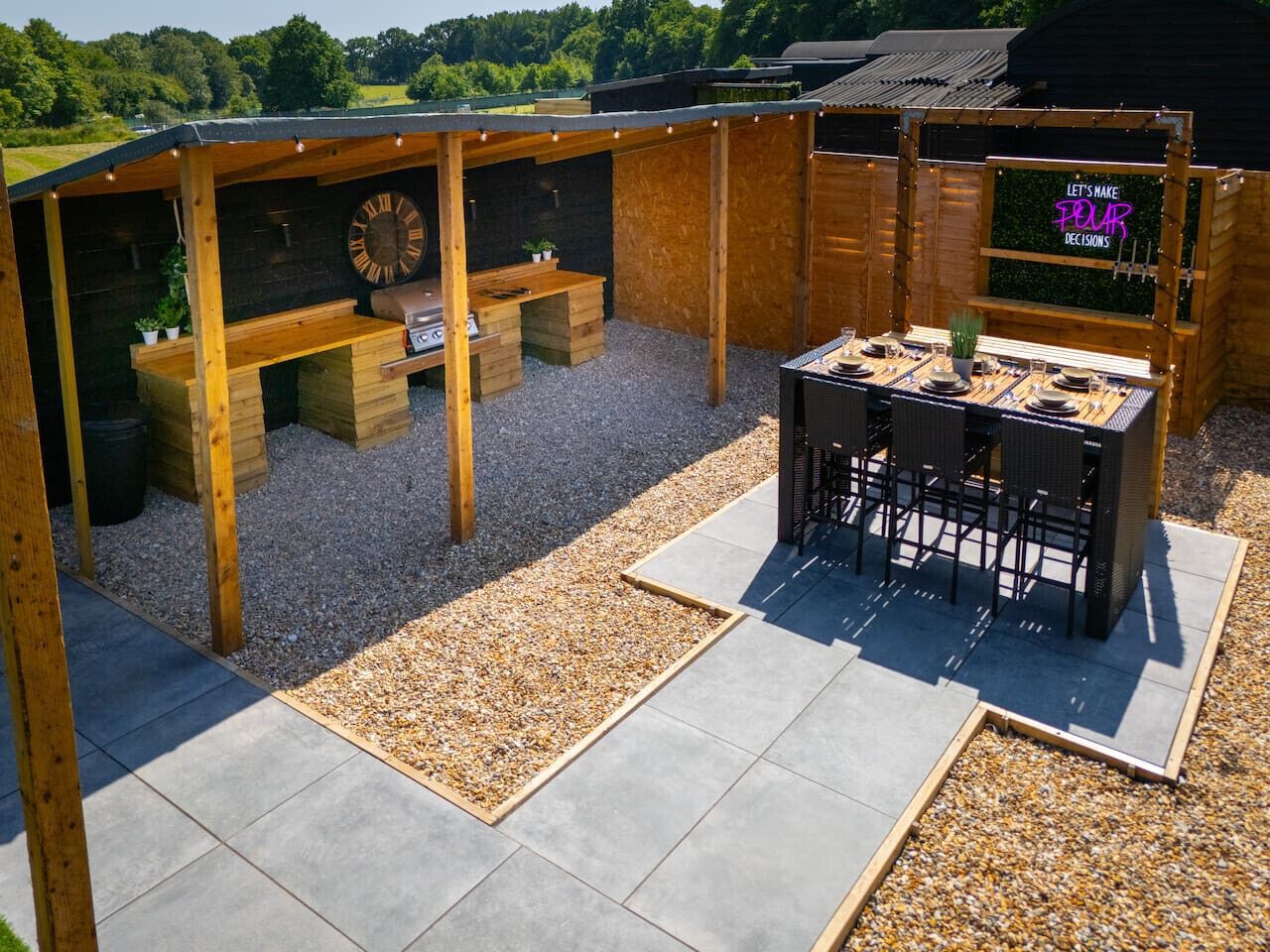 Outdoor dining