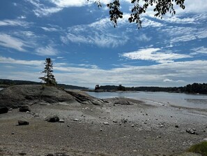 Beach - Cape Rosier Farmhouse - Close to Bakeman Beach (Harborside)