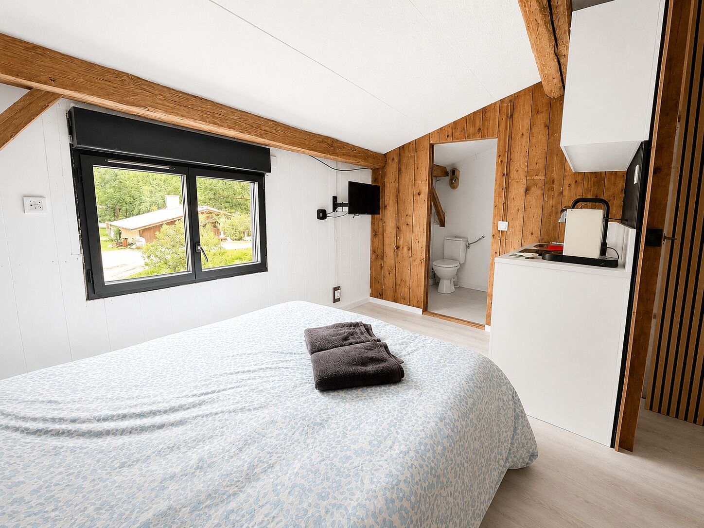 Studio, Ensuite, Courtyard View | Free WiFi