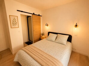 Double Room, Ensuite | Free WiFi - Les cabanes (Noaillan)