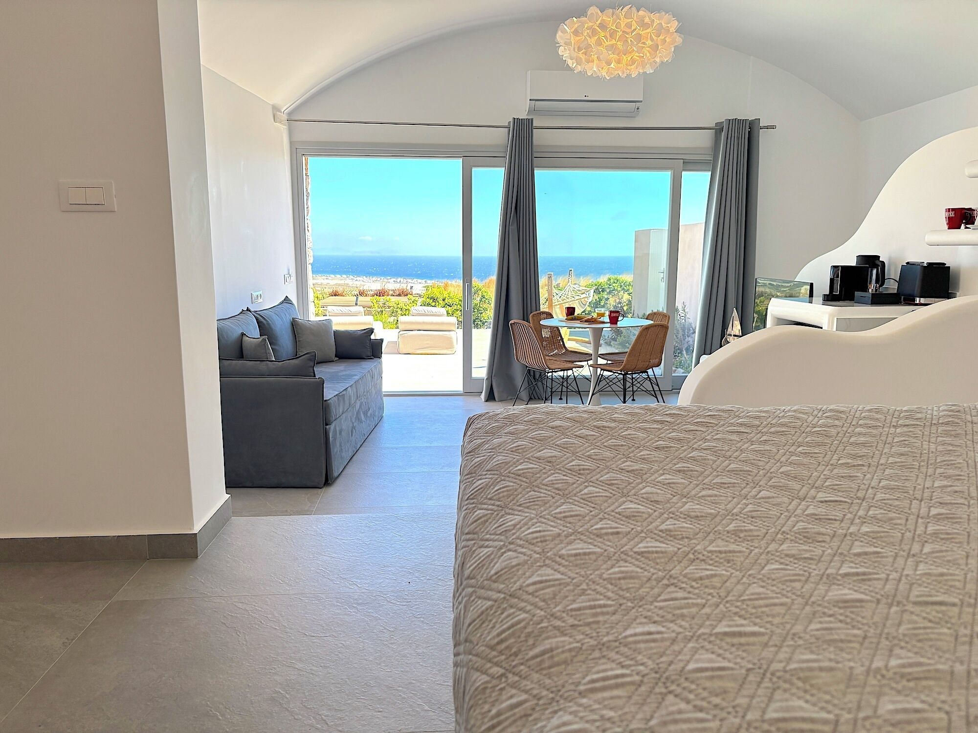 4 bedrooms, desk, iron/ironing board, free WiFi
