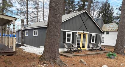 Cozy Sacandaga Retreat - Circle Drive Cottage