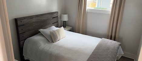 3 Schlafzimmer, BĂŒgeleisen/BĂŒgelbrett, kostenloses WLAN, BettwĂ€sche