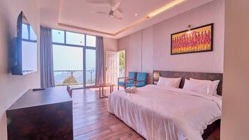 Premium Room, Balcony, Mountain View | Desk, laptop workspace, free WiFi, bed sheets