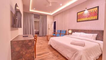 Premium Room, Balcony, Mountain View | Desk, laptop workspace, free WiFi, bed sheets
