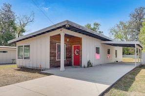 House (3 Bedrooms) | Front of property - Family & Pet-friendly Jacksonville Escape w/ Yard (Jacksonville)