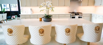 Diamond Suite - NEW Large 4bdrm/4bath Luxury Suite