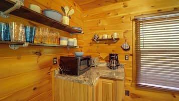 House (1 Bedroom) | Interior