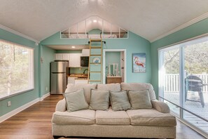 Interior - Beaches, Fishing & More! Home on Dauphin Island (Dauphin Island)