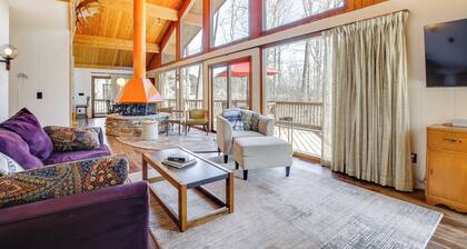 Woodsy Hideaway: Game Room, Theater Room, Fire Pit