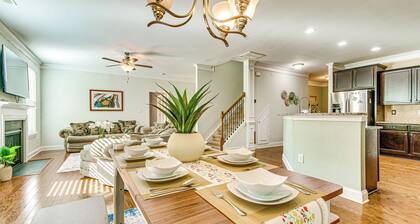 Quiet & Spacious Family Retreat, 12 Mi to Raleigh