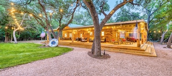 Ultimate Riverfront Retreat! Blanco Family Cabin
