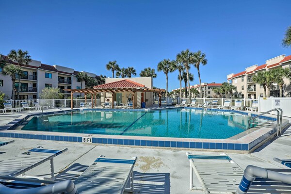 Walk To St Augustine Beach! Resort-style Condo - St. Augustine Beach