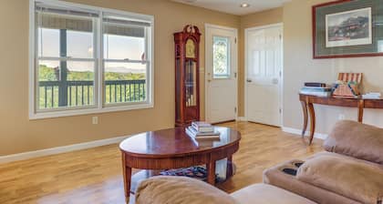 Rural Bybee Retreat w/ Mtn Views!
