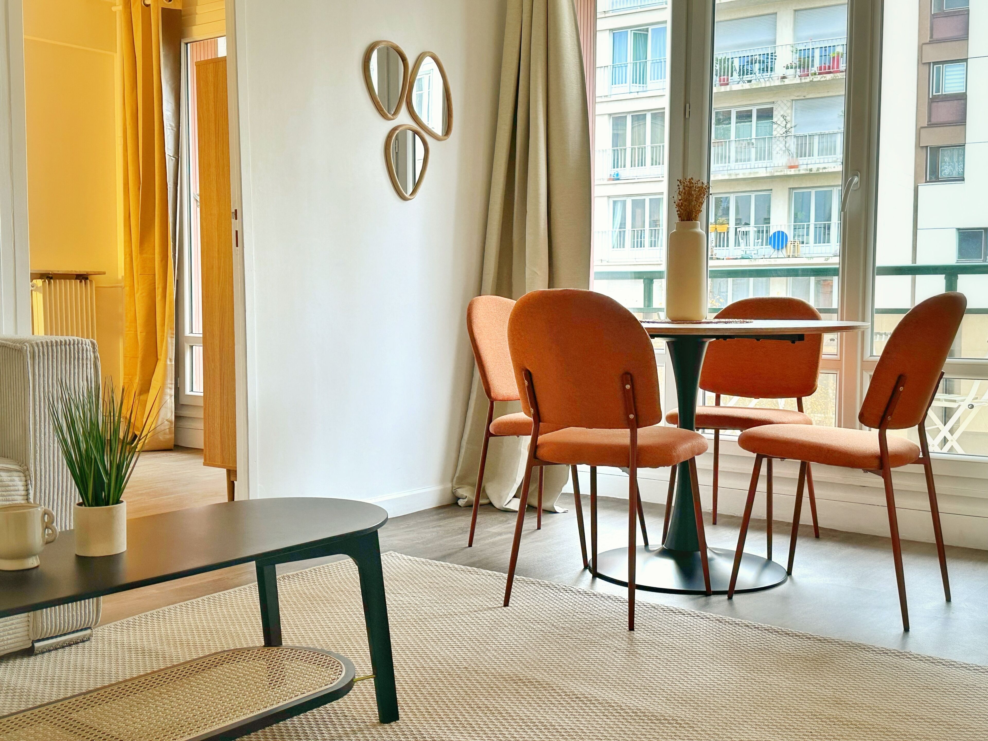 Appartement Confort, balcon, vue ville | Restauration