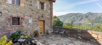 Casa de Aldea La Besana