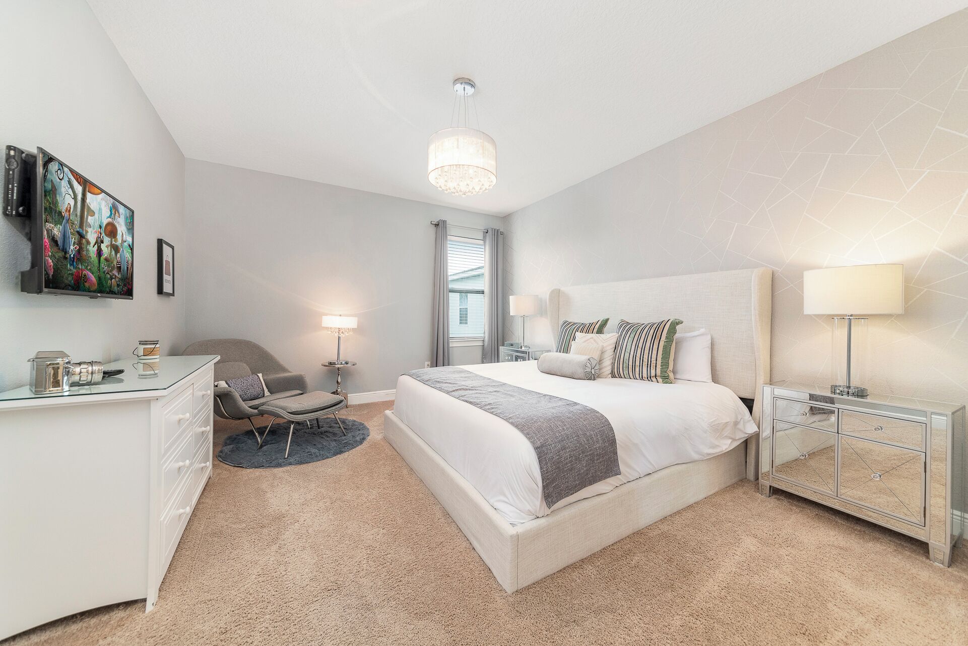 6 bedrooms, iron/ironing board, free WiFi