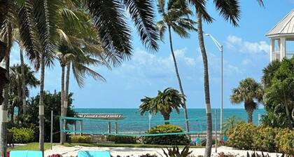 Superb 2-bedroom condo w/ocean view at Hyatt Windward Pointe in vibrant Key West