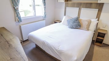 2 bedrooms, WiFi (free), individually decorated, individually furnished