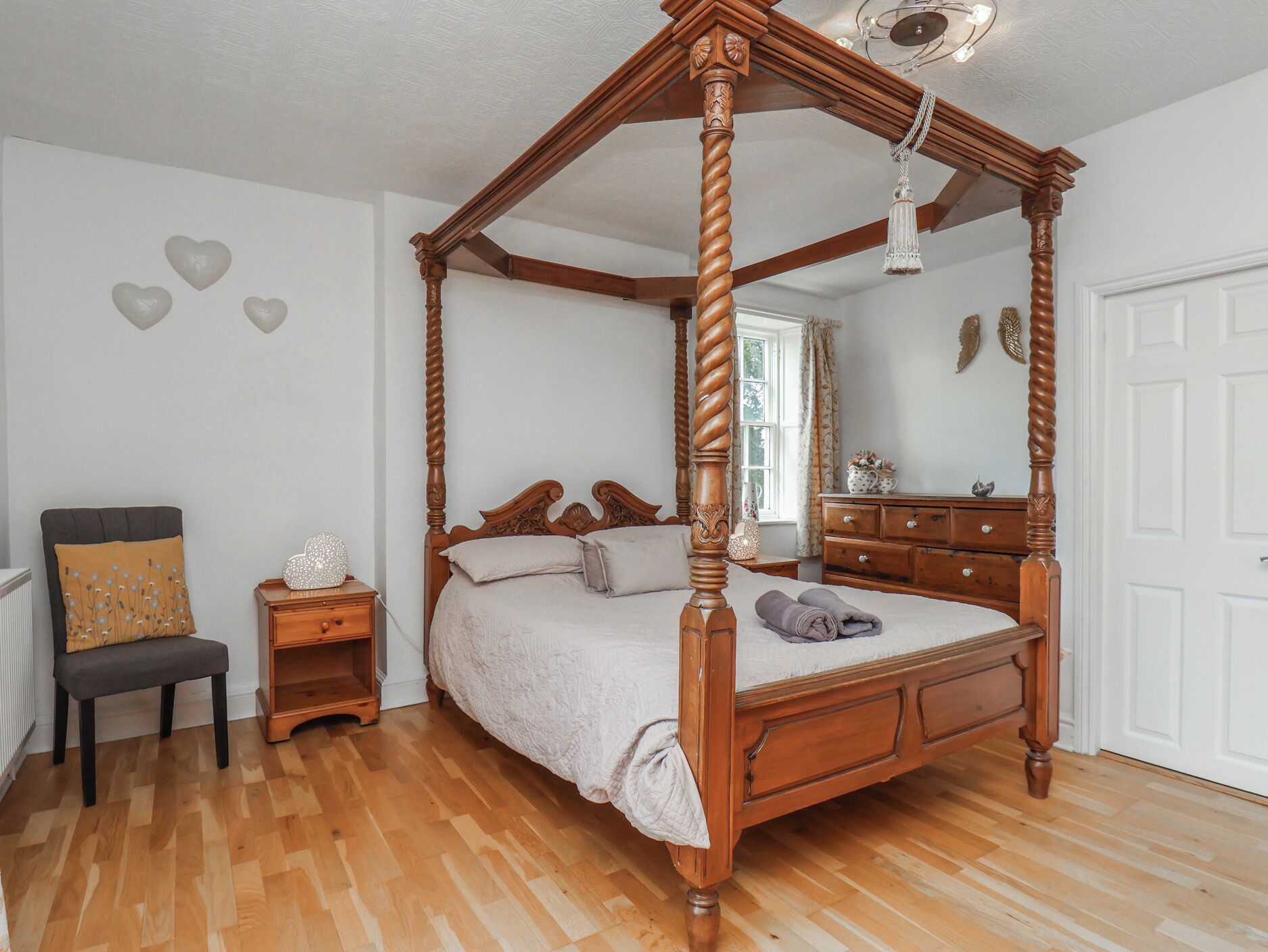 Cottage | Interior