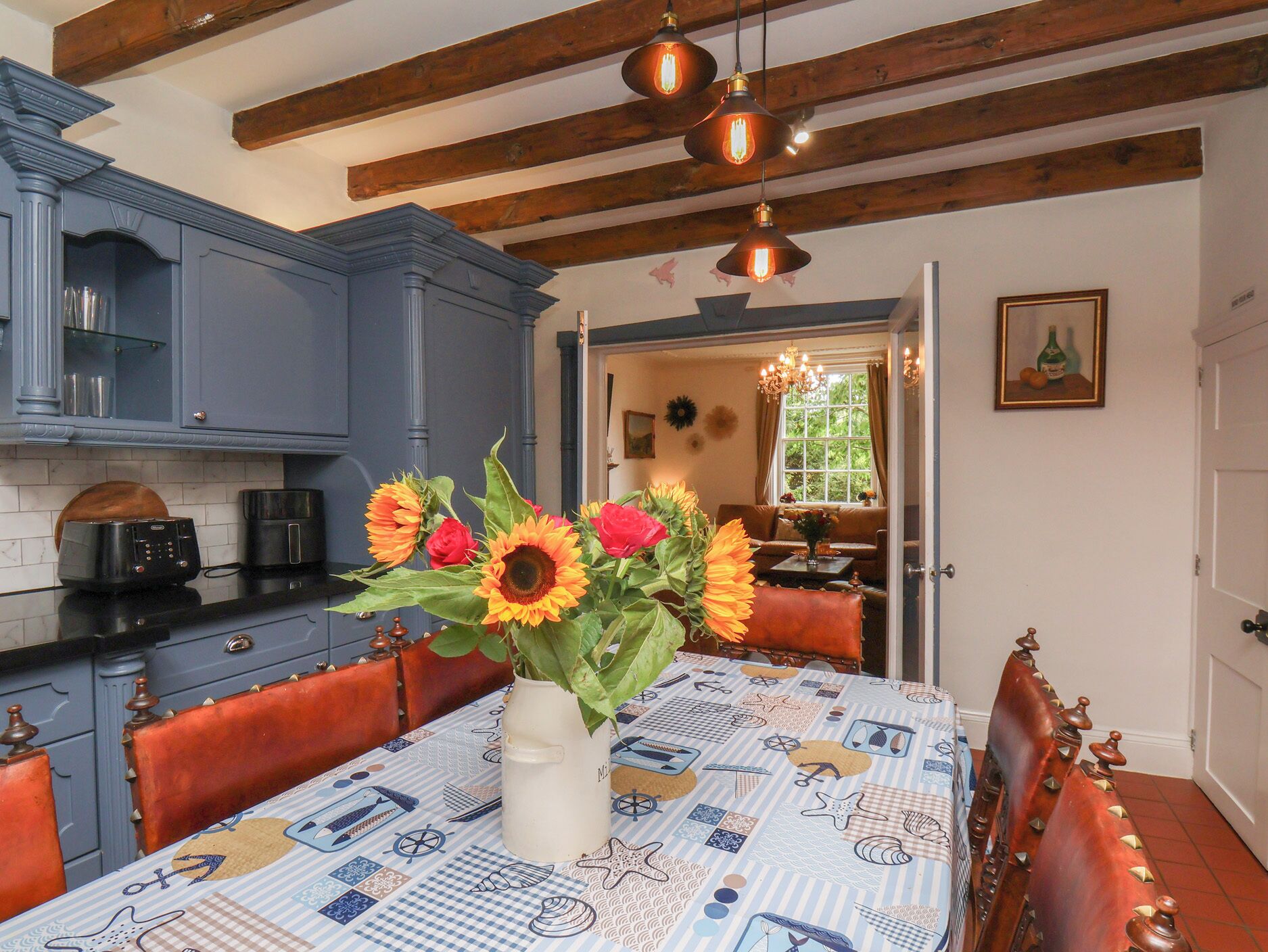 Cottage | Interior