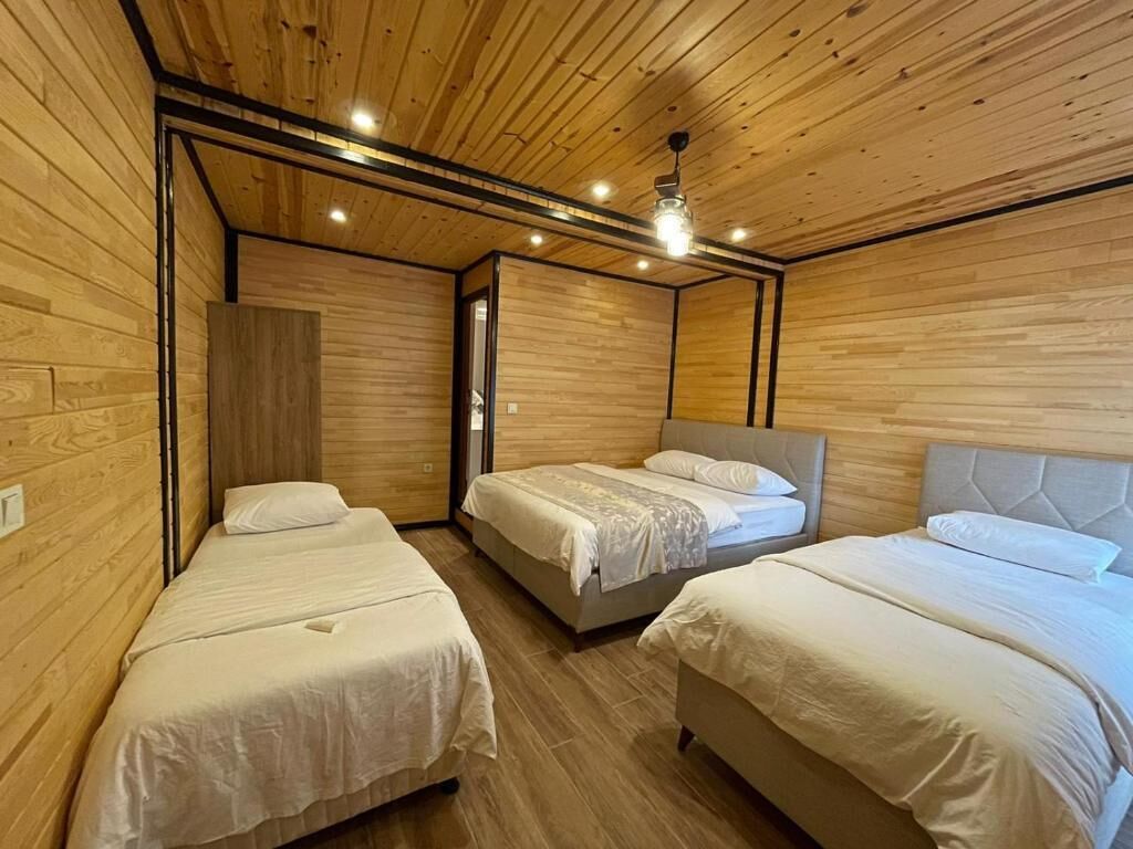 Luxury Apartment, Lake View