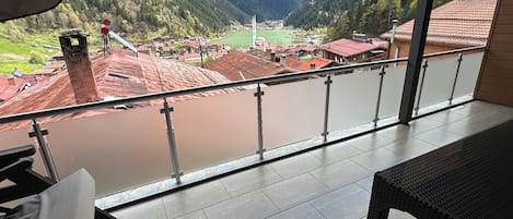 Appartement Familial, vue lac | Terrasse/Patio