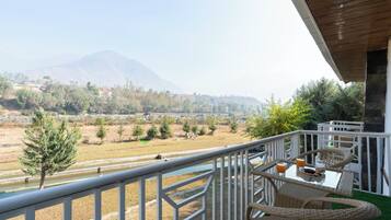 Villa | Outdoor dining