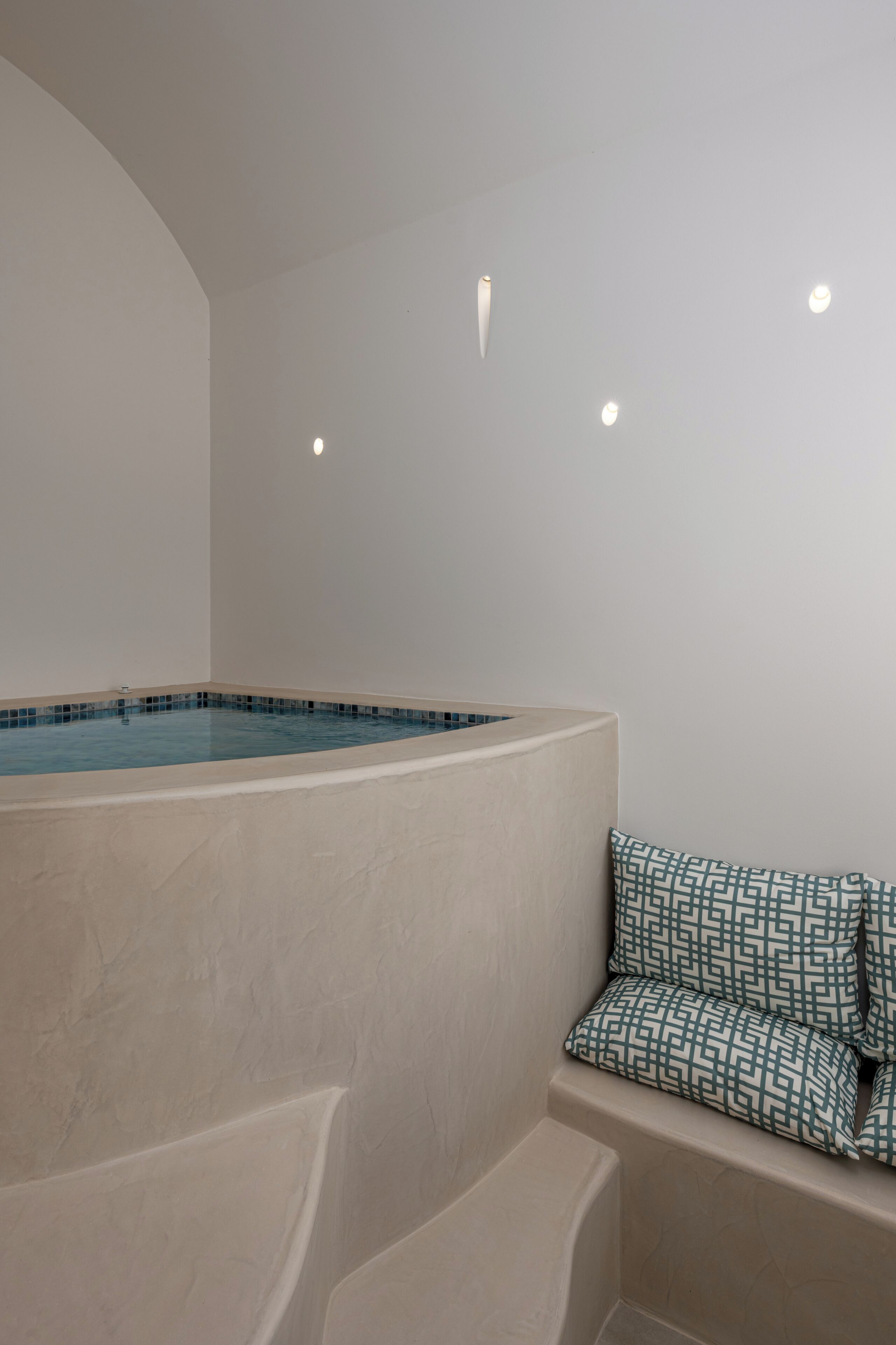 Suite, Balcony | In-room safe, free WiFi