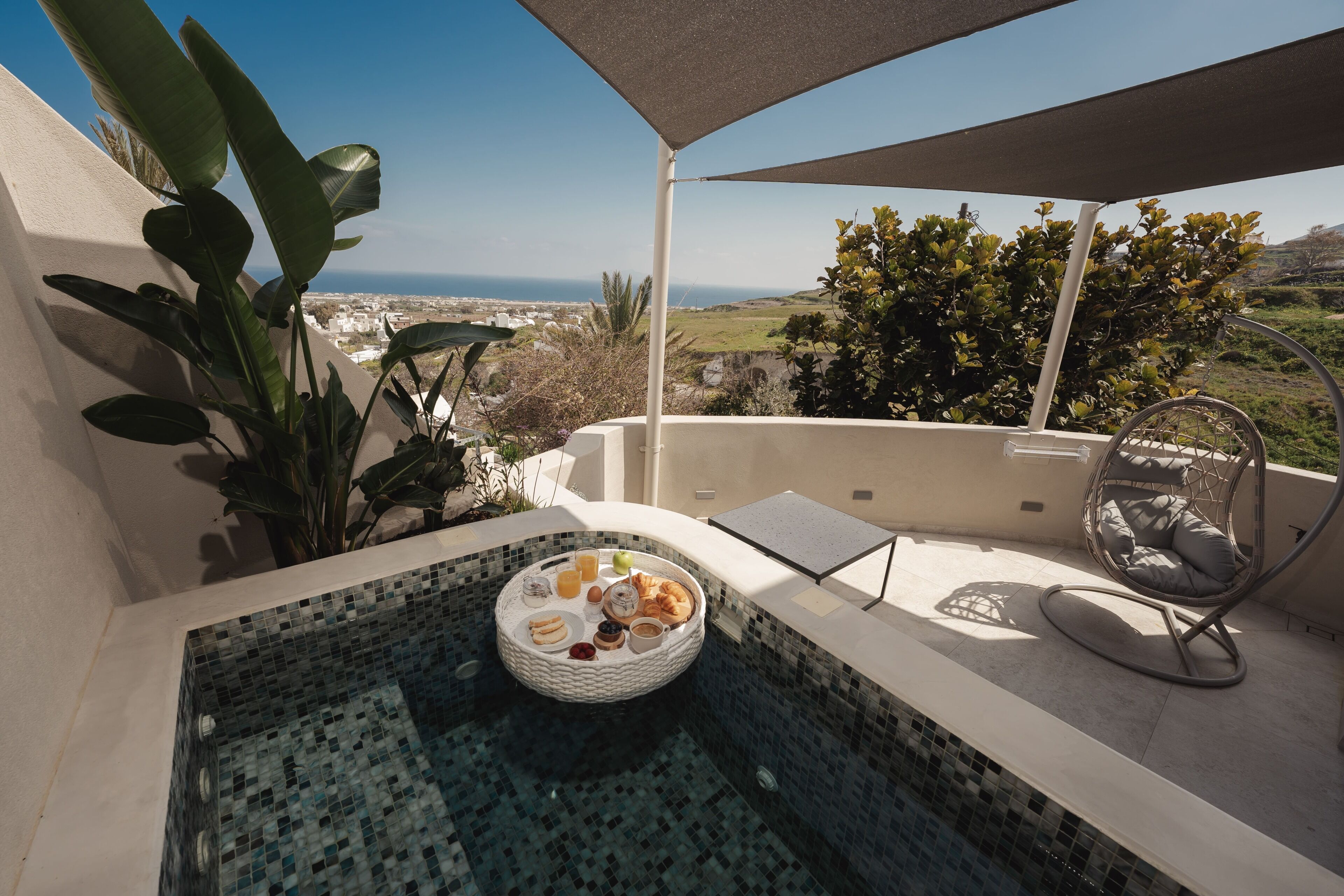 Suite, Balcony | In-room safe, free WiFi